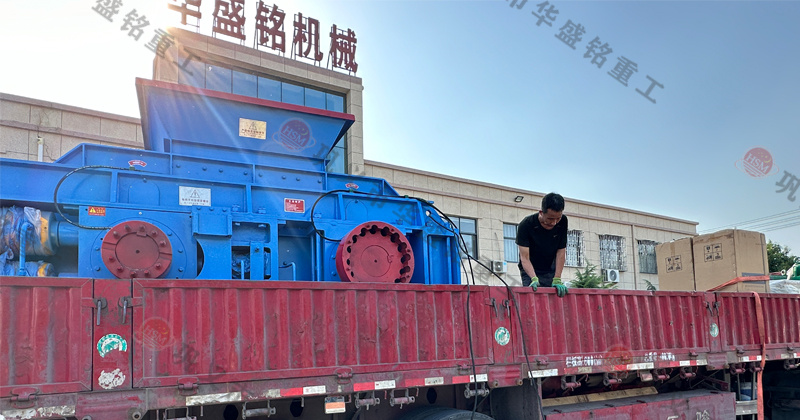 U体育页面在线登录厂家的对辊制砂机怎么样？市场价一台多少钱？